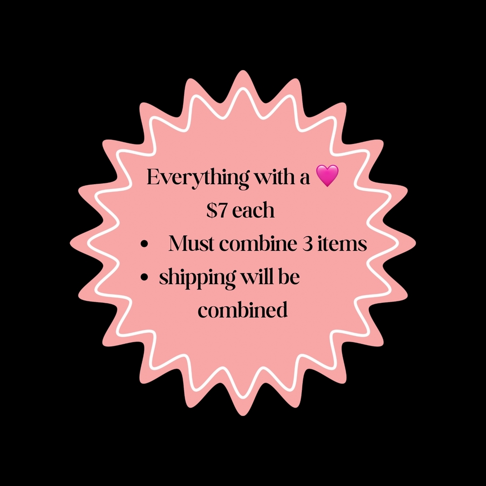 $7 Holiday Sale Everything With a 🩷 Mininum Of 3 Items Closet Clearance